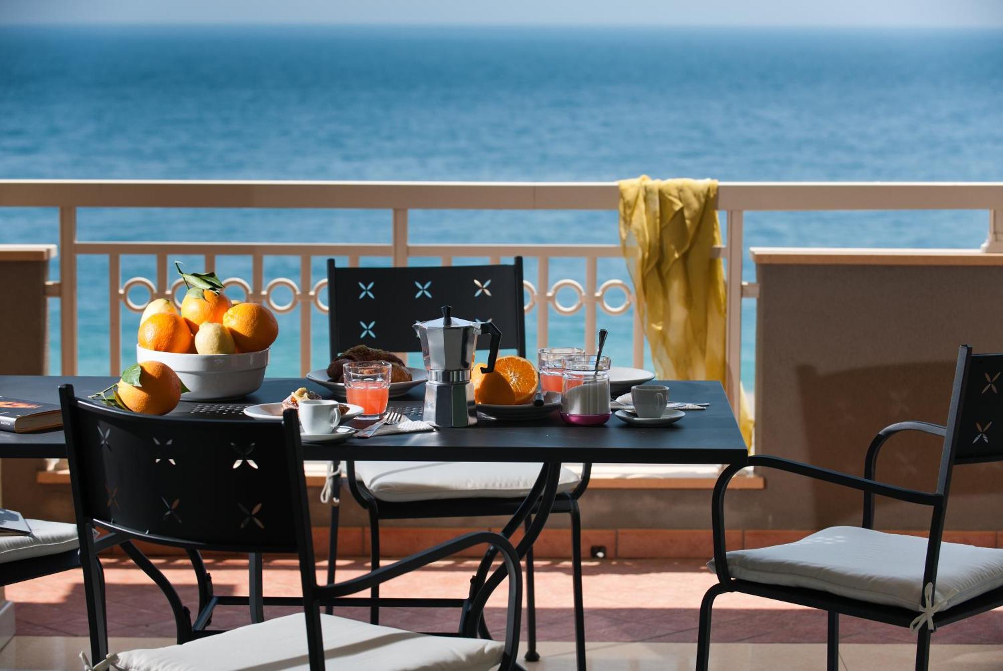 Casa Vacanze Samira Фондакелло Екстер'єр фото