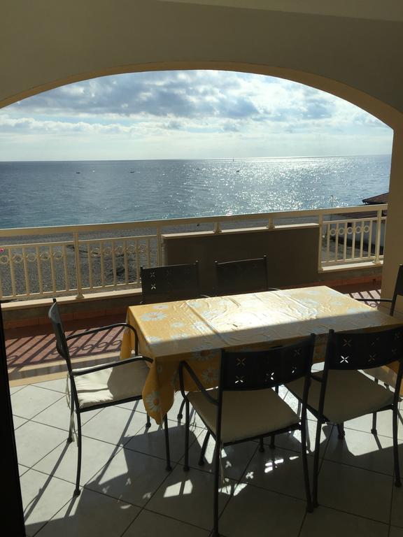 Casa Vacanze Samira Фондакелло Екстер'єр фото